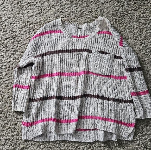 Free People Oversized Sweater - Picture 2 of 5